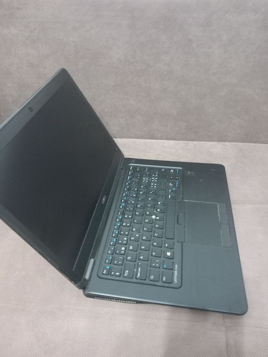 Laptop Dell, e7450, i5, 8Gb SSD, generația 5,WebCam,14 inch A-Display