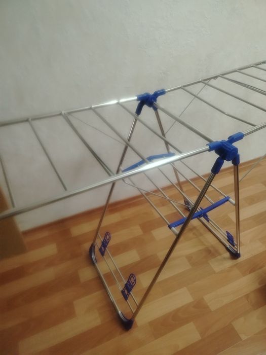 Продам  напольную сушилку