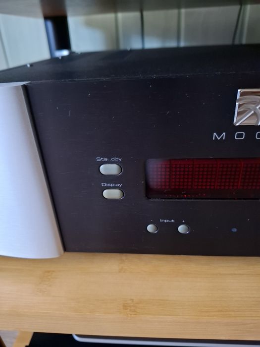 Amplificator moon i7