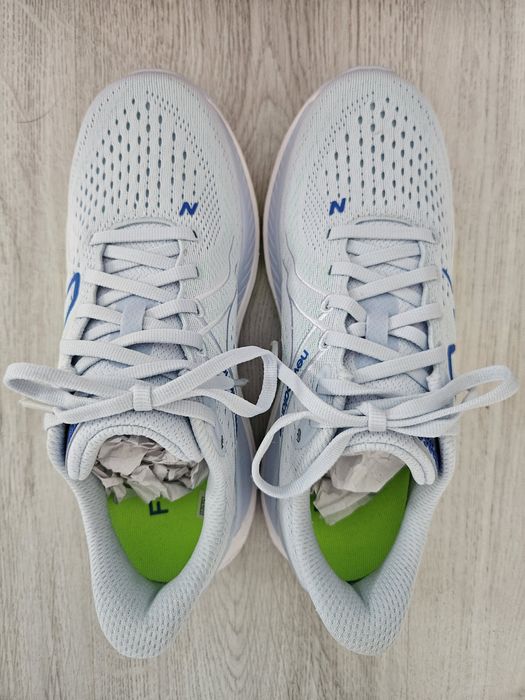 Vand adidasi New Balance W860G13