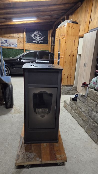 Италианска пелетна камина 14kw