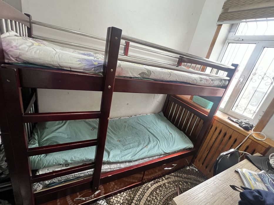 Bolalar uchun 2- etajli kravat