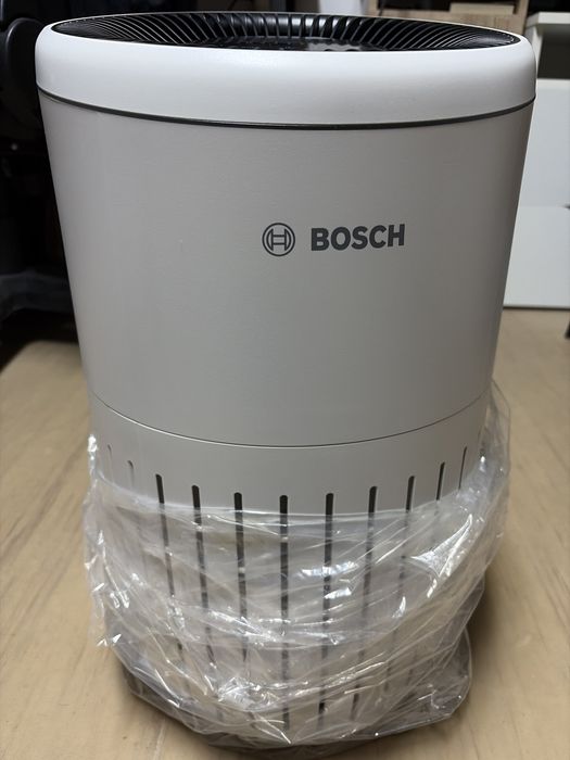 Purificator de aer Bosch Air 4000i - Wi-Fi, HEPA, 62.5m^2, 300 m^3/h