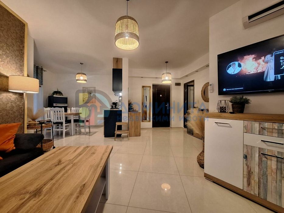 Продава се Двустаен апартамент в с. Синеморец, Област Бургас - 72 кв.м за 886 €/кв.м - Снимка #1