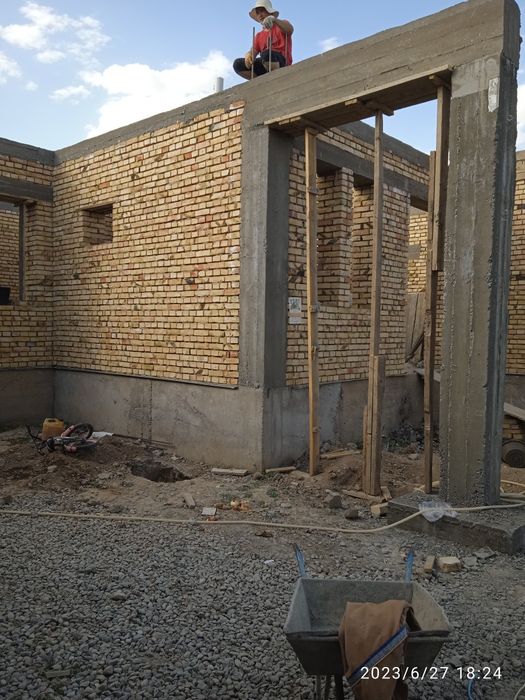 Строительный бригада бар