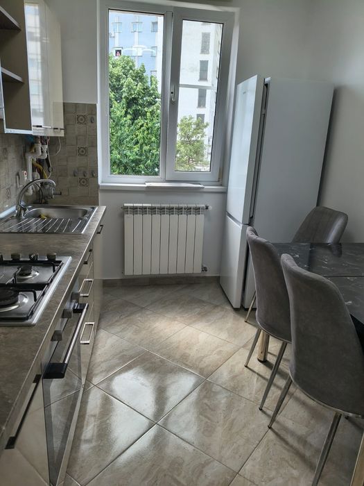 Apartament de inchiriat
