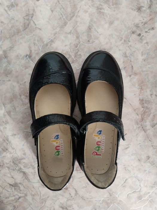 Туфли на девочку