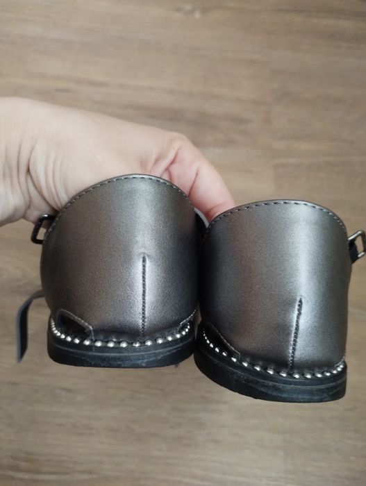 Sandale de dama gri,marimea 35