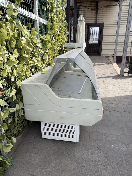 Холодильник продаю срочно