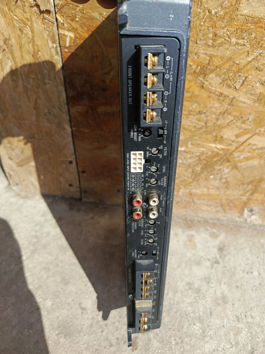 Subwoofer auto MAC+Amplificator auto Sony.