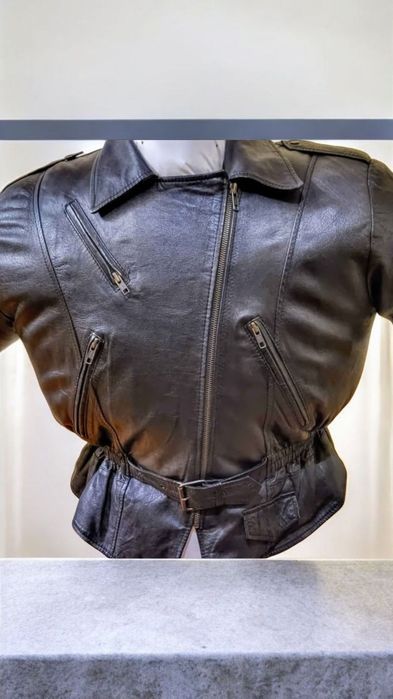 Яке от естествена кожа- 44 размер/ унисекс