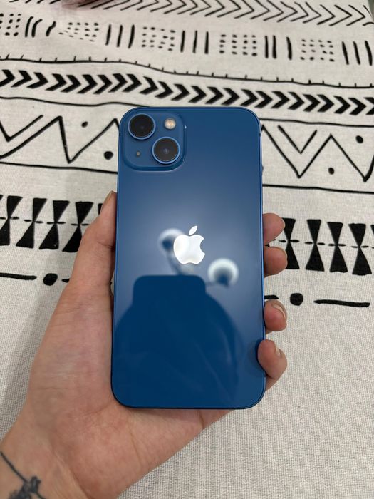 Продается Iphone 13 на 256гб.