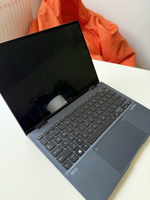 ASUS ZenBook S 13 Flip OLED