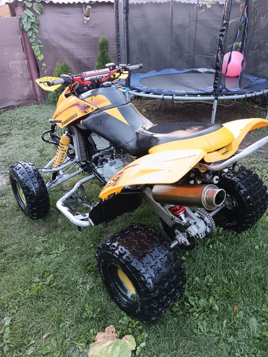 Vând Canam 650 bombardier