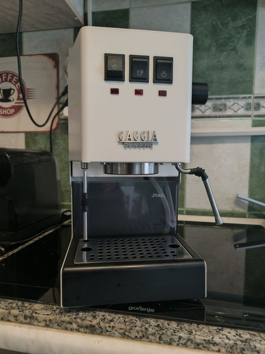 Gaggia Classic Pro - White