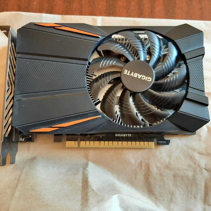 GTX 1050 2GB Видеокарта GDDR5