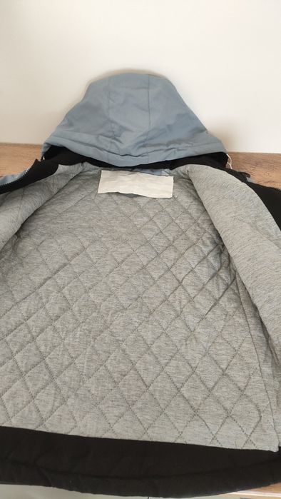 Продам куртку для