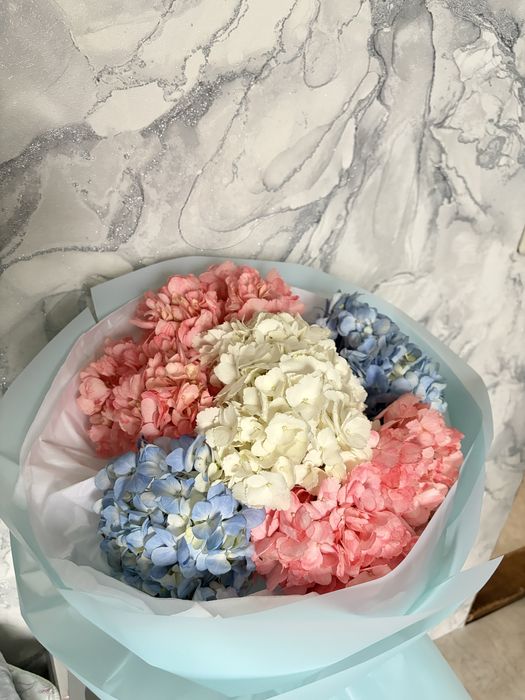 Цветы букет гартензия