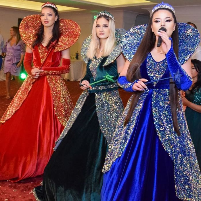 Ursitoarea REA si echipa WOW