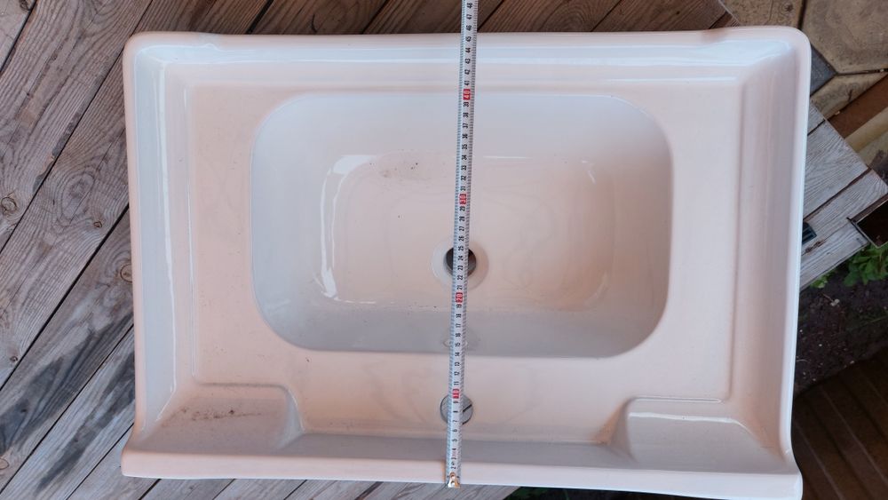 Продам раковину новую