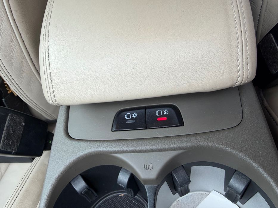 Продавам Audi Q5