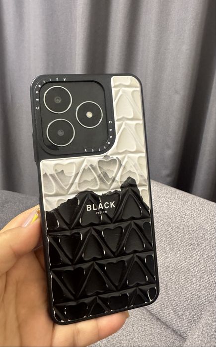 Продам сотовый телефон Realme C61