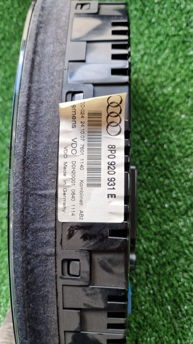 Ceasuri bord Audi A3 8P 2.0 tdi, Manual, cod 8P0920931E