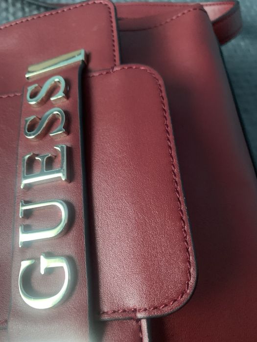 Чанта през рамо Guess