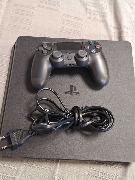 Playstation Slim 1TB 1 джойстик