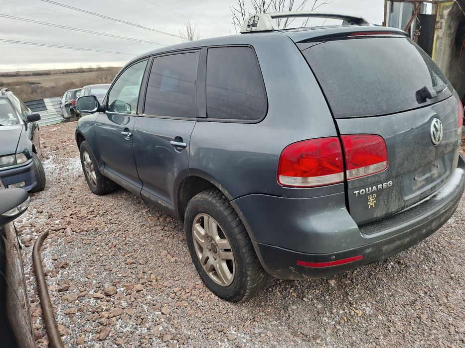 Фолксваген Туарег 3.2 На части автомат