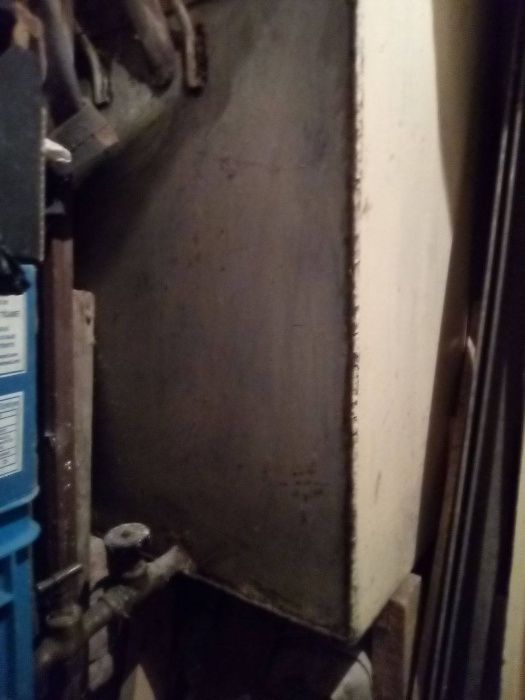 Нафтова цистерна 500 л. с кран