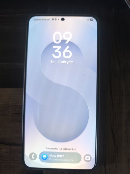 Телефон Samsung S 25 Перфектен