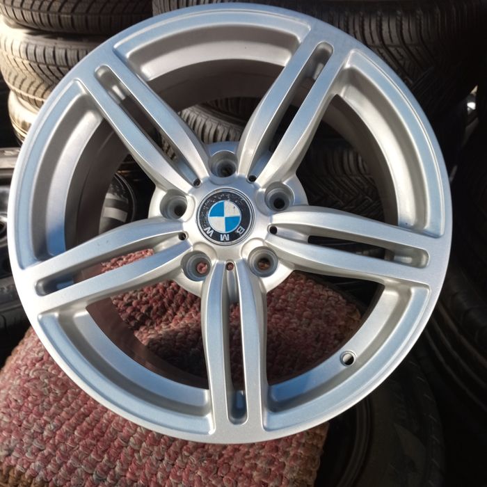 R16 saka disk BMW ga Jak m3 ga tushadi holati yaxshi kamchiligi yok
