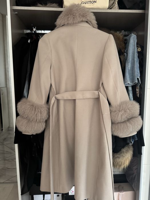 Луксозни дамси палта