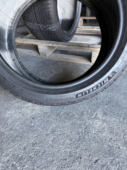 2 anvelope iarna 275/35/19 Michelin profil NOU dot 2023!