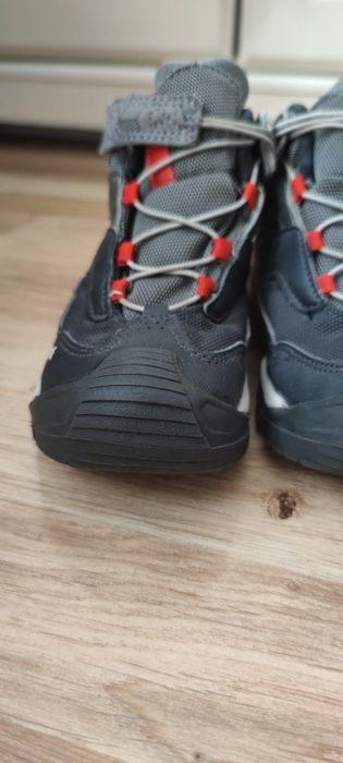 Bocanci Unisex drumeție  Quechua Waterproof