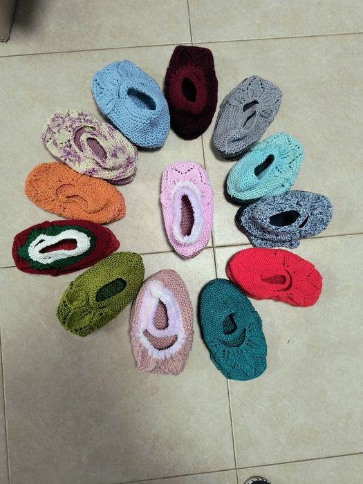 Чорапки и терлици ръчно изплетени