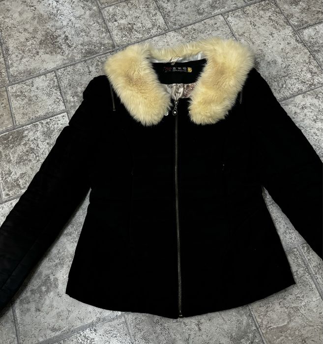 Geaca scurta de fas subtire cu blana detasabila