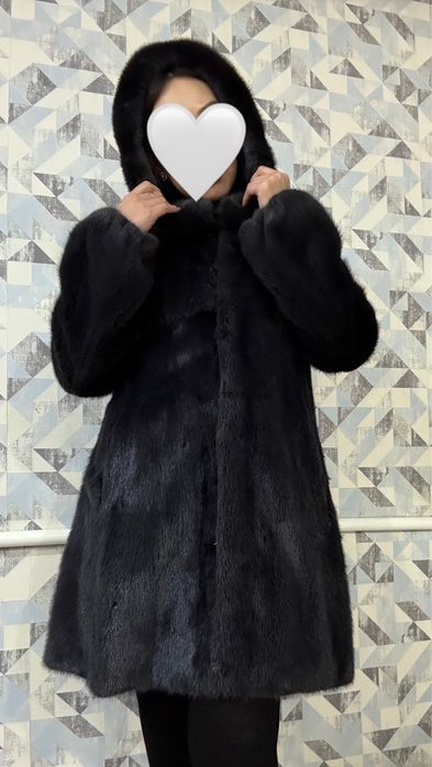 Продам норковую шубу