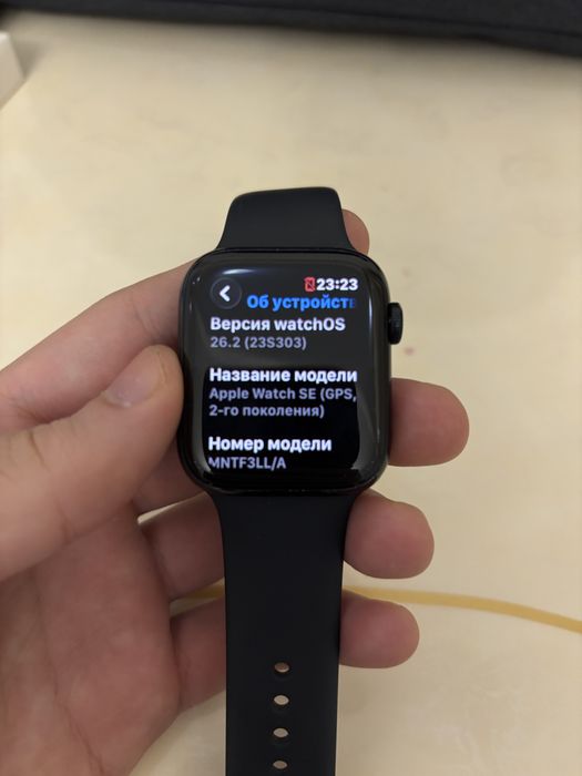 Apple watch se 244