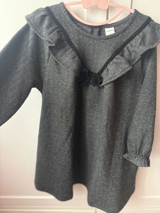 Две детски рокли 86 и 110 размер