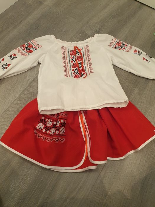 Costum popular fetițe
