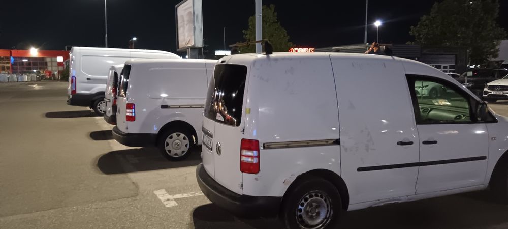 Inchiriere-Inchiriez duba van transport mobila marfa fara sofer ieftin