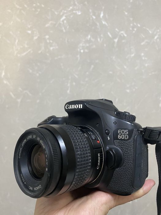 Фотоаппарат Canon EOS 60D