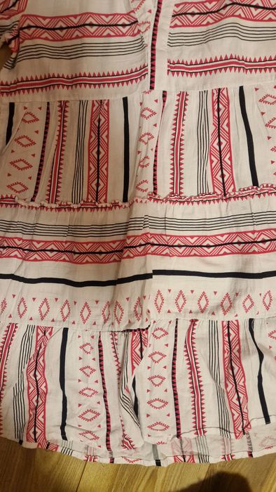Рокля с фолклорни мотиви-л размер
