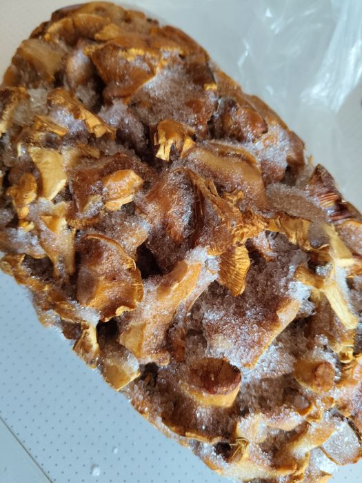 Грибы лисички свежемороженые