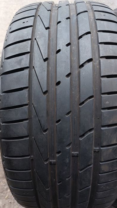 Гуми 225/35/19 Hankook Ventus S1 Evo 2 броя