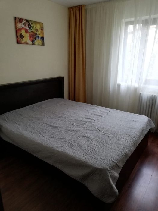 Apartament cu 3 camere, Podul Roș, Aleea Rozelor