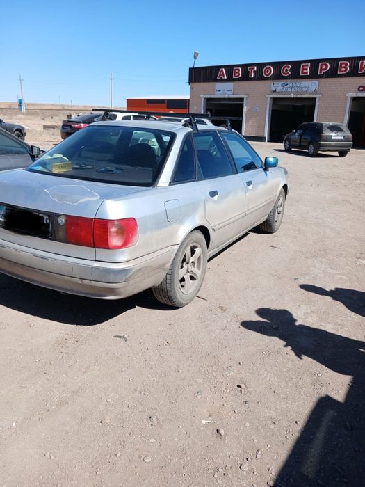 Ауди б4 Срочно продам