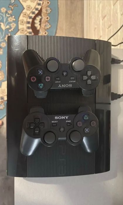 Sony Playstation 3 superslim